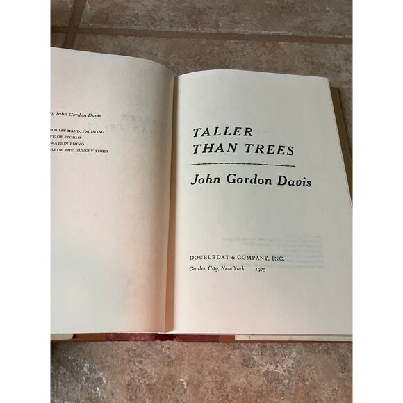 TALLER THAN TREES John Gordon Davis HC DJFirst American Edition 1975 - Picture 4 of 9